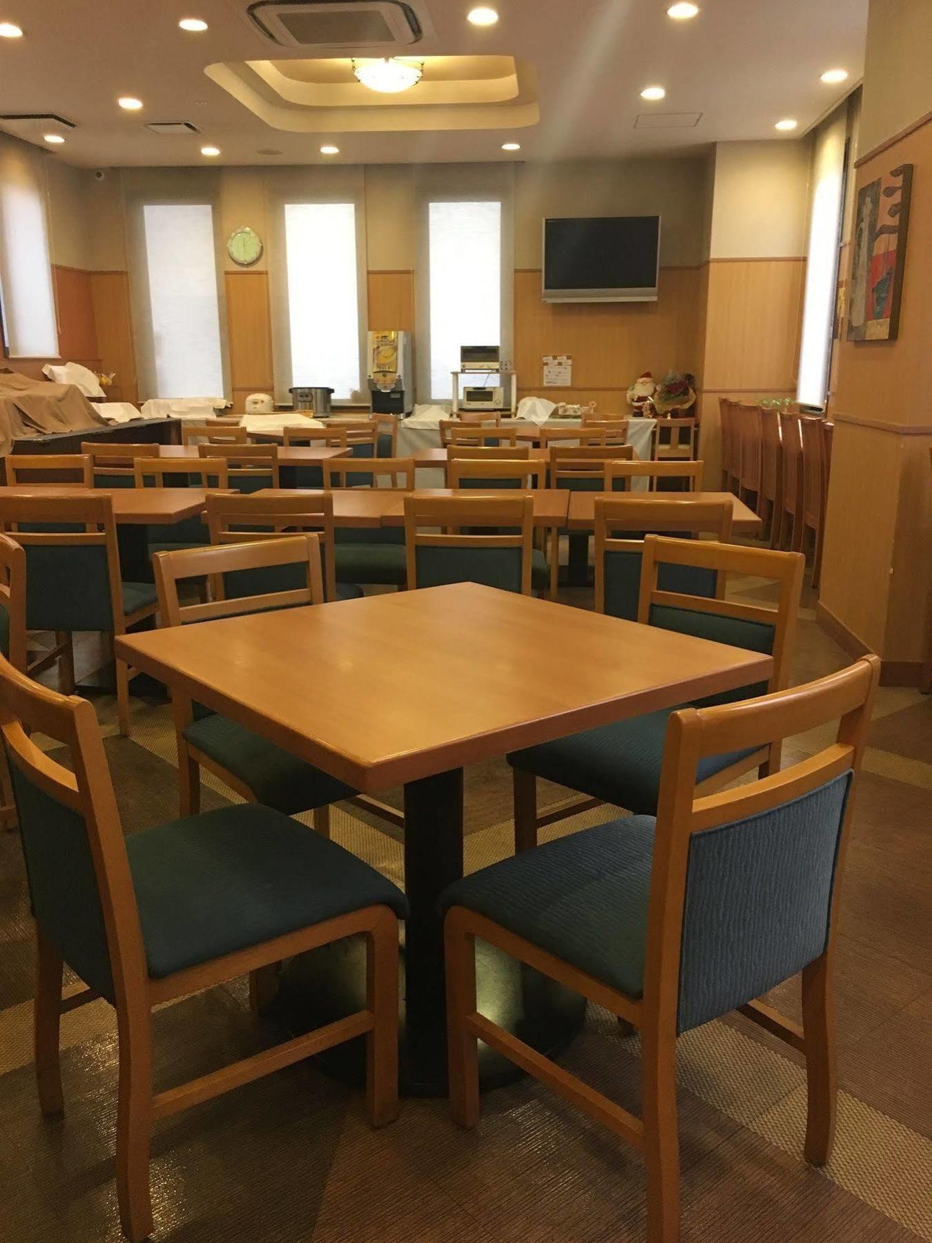 Hotel Route-Inn Tosu Ekimae Екстер'єр фото