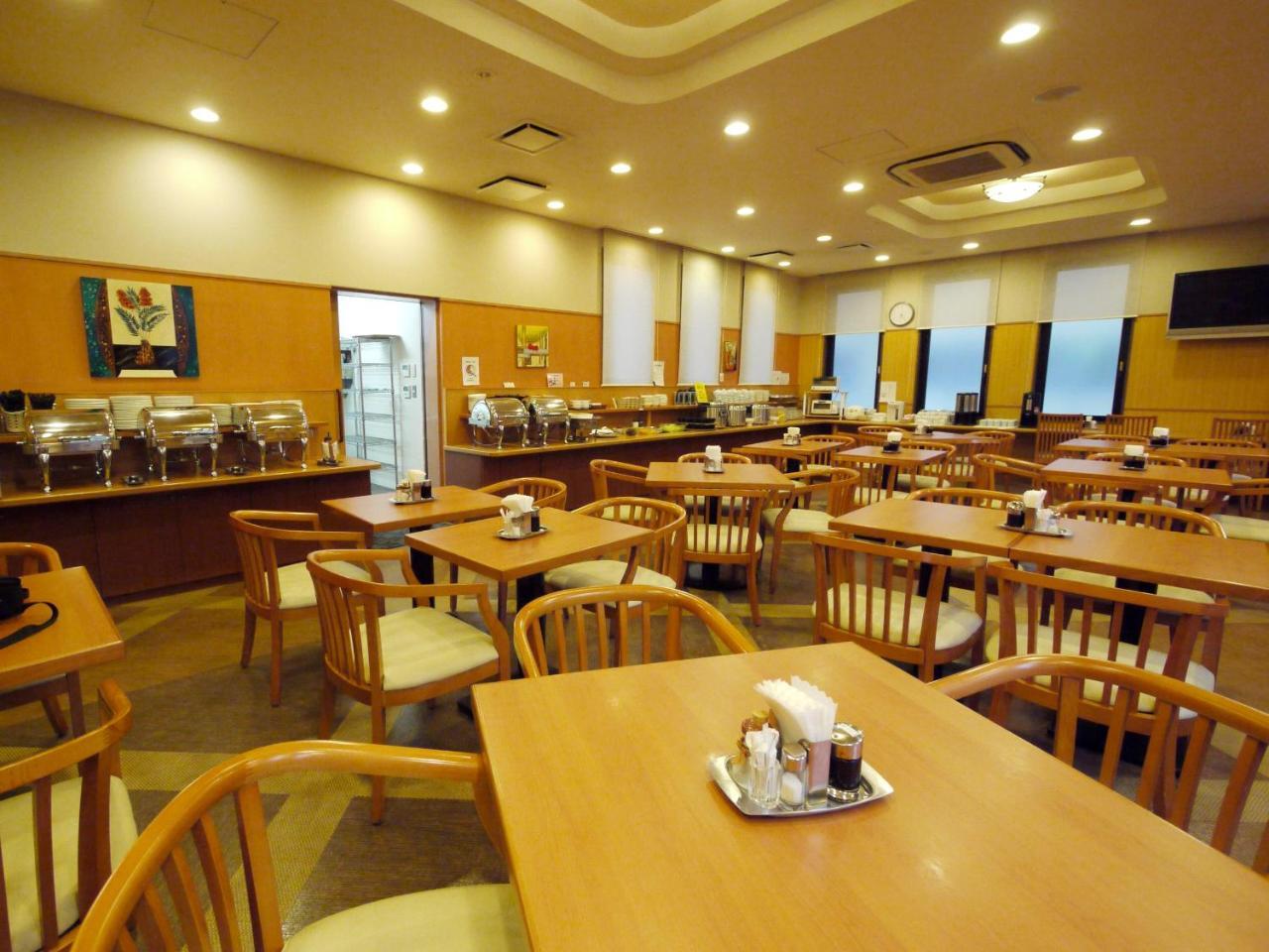 Hotel Route-Inn Tosu Ekimae Екстер'єр фото